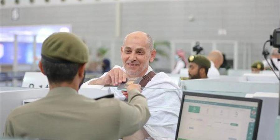 مطار الملك عبدالعزيز الدولى بجدة يستقبل أولى رحلات الحجاج القادمين من سوريا