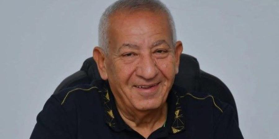 محافظ بورسعيد يوافق على تأجيل قبول استقالة رئيس النادي المصري
