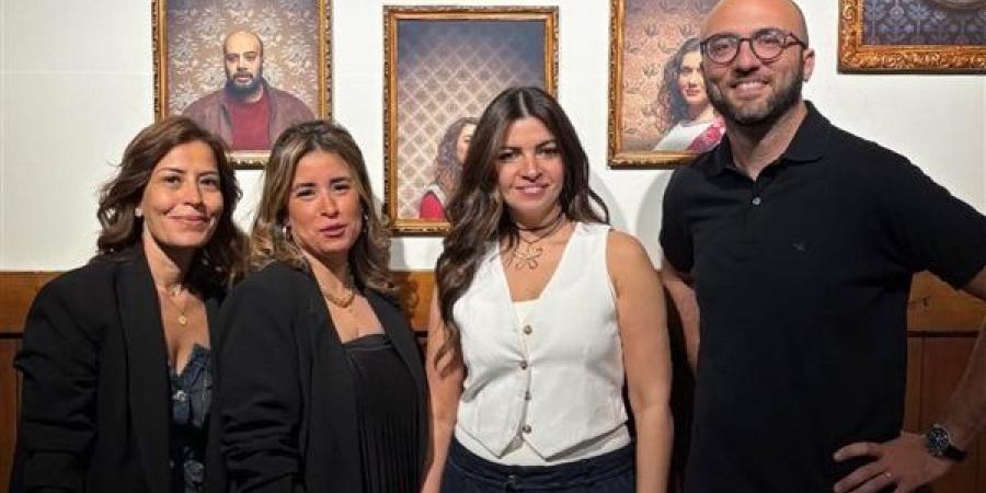 "موسم من مسلسلاتنا".. معرض فوتوغرافي يحتفي بجماليات البوسترات الدرامية