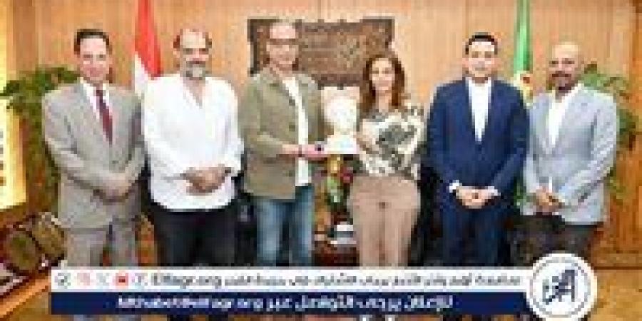 محافظ الفيوم يناقش الاستعدادات لانطلاق الدورة الثانية من مهرجان الفيوم السينمائي الدولي لأفلام البيئة والفنون المعاصرة