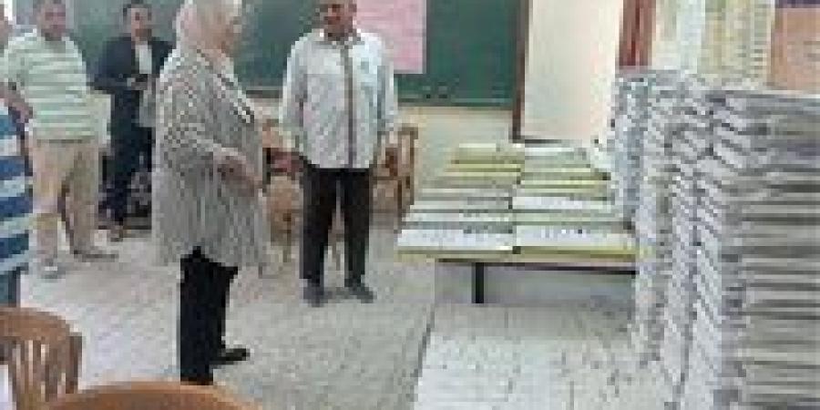 وكيل وزارة التعليم تتابع جاهزية المدارس لامتحانات الفصل الدراسي الثاني للعام الدراسي 2024/2025 لسنوات النقل بإهناسيا