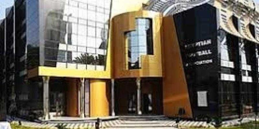 فرج عامر : لابد من إعادة مباراة القمة .. واتحاد الكرة المسؤول عن هذة الأزمة