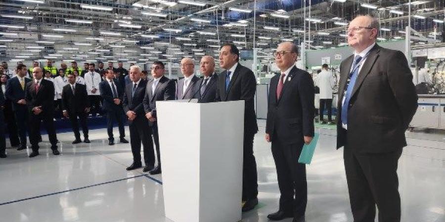 صادرات بـ300 مليون يورو سنويا.. مصر أصبحت مركز عالمي لصناعة الضفائر الكهربائية