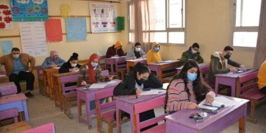 قبل الامتحانات.. طريقة الحصول على نماذج امتحانات الصف الثاني الإعدادي 2025