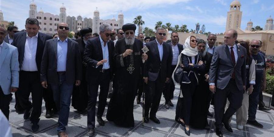 جولة تفقدية لوزير السياحة والآثار بدير أبومينا ومارمينا بالإسكندرية