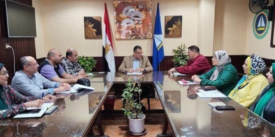 إلكترونيا وورقيا.. وكيل تعليم دمياط يتابع امتحانات الثانوية العامة