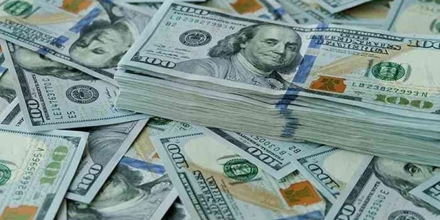 سعر الدولار يتراجع مقابل الجنيه اليوم الأربعاء.. «الدولار بكام في البنك الأهلي؟»