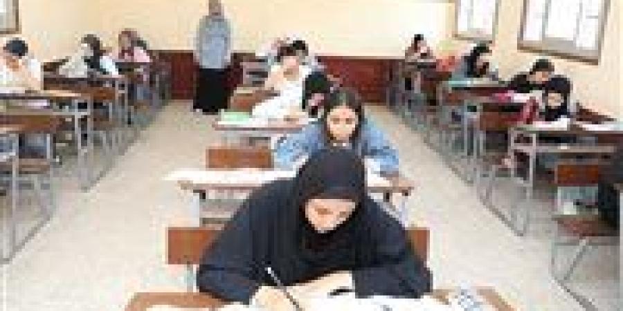 تسريب امتحان اللغة العربية للصف الأول الثانوي الترم الثاني يثير الجدل