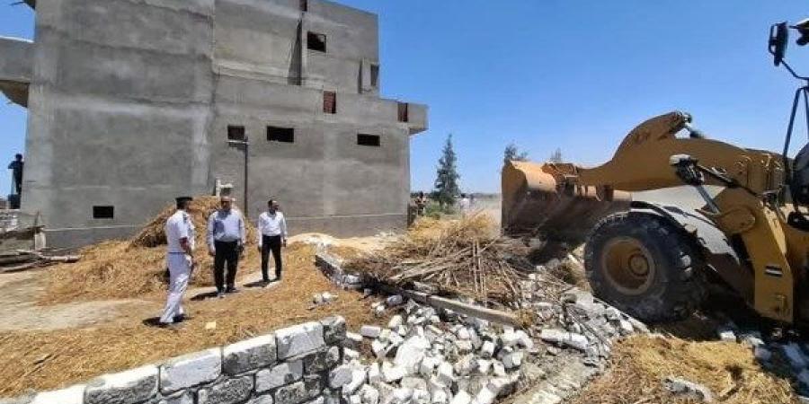 محافظة البحيرة تواصل جهودها لإزالة التعديات وتأكيد سيادة القانون