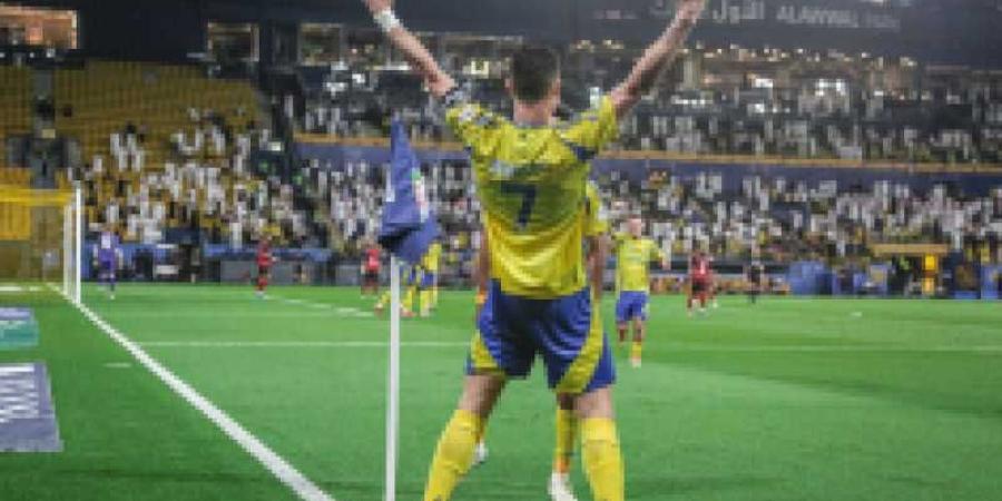 مستقبل رونالدو في مهب الريح.. هل يغادر النصر قبل كأس العالم للأندية؟