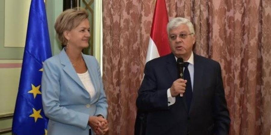 وزير التعليم العالي يشهد التوقيع بالأحرف الأولى لمد اتفاقية "بريما"