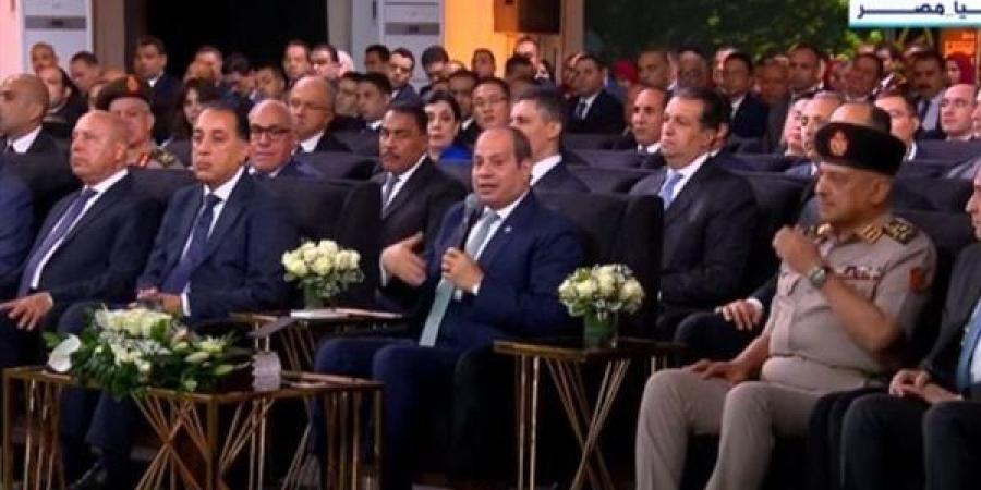 السيسي: الأرض جاهزة للزراعة.. والمطلوب مشاركة حقيقية من الوزارات والمستثمرين