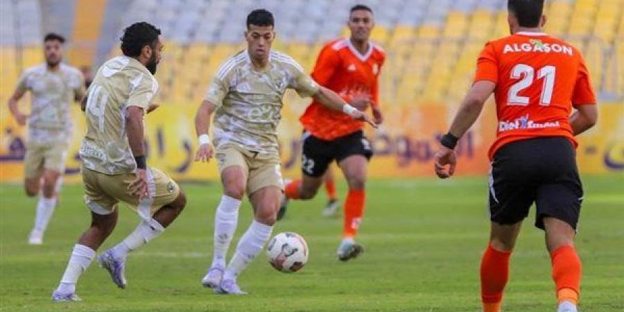 موعد مباراة الأهلي وفاركو والقنوات الناقلة.. لقاء حسم الدوري