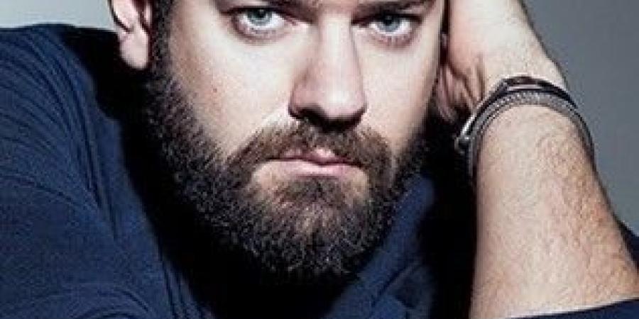 الفنان عمرو يوسف يكشف تفاصيل «السلم والثعبان 2».. ما القصة؟