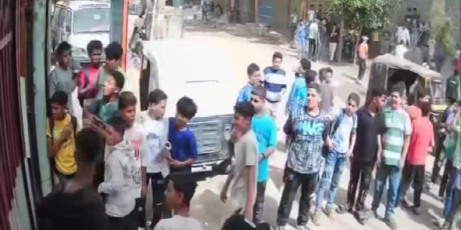 أولياء أمور بقرية طبهار يستغيثون: فتياتنا يتعرضن للمضايقات يومياً أمام مدرسة إعدادية بالفيوم