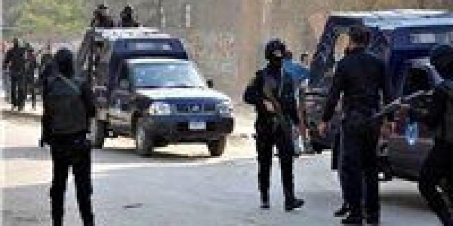 ضبط كميات كبيرة من المخدرات والأسلحة وتنفيذ مئات الأحكام القضائية بأسوان ودمياط