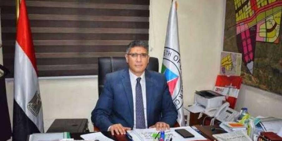 محافظ الجيزة: الانتهاء من رصف عدة طرق بالواحات البحرية بتكلفة 11.5 مليون جنيه