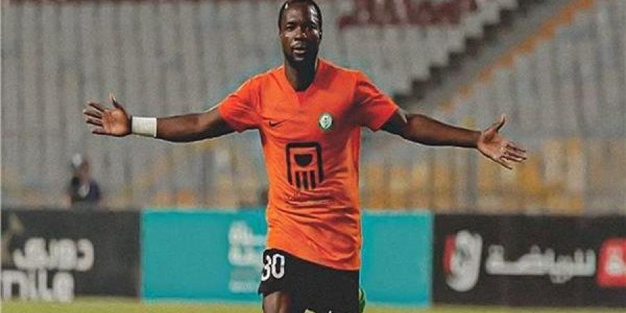 طارق مصطفى يعلن تشكيل البنك الأهلي أمام المصري في الدوري المصري