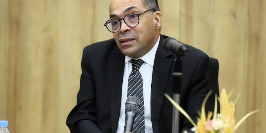 لكريني يرفض إساءة الجزائري بخوش