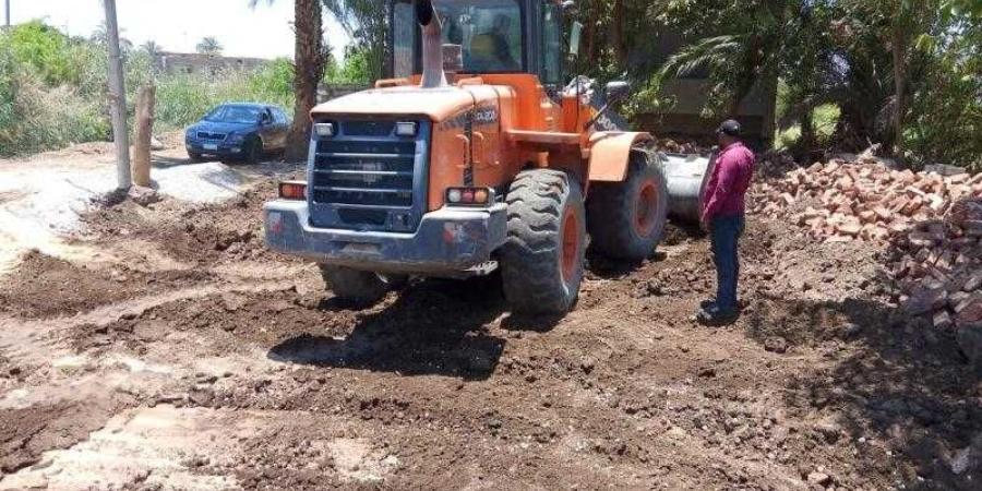 رصد ٣ حالات تعدى بقرى مدينة أرمنت بالأقصر وإزالتها فى المهد