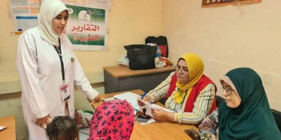 الكشف على 680 مواطنًا ضمن قافلة طبية مجانية بقرية العروبة بمركز الدلنجات