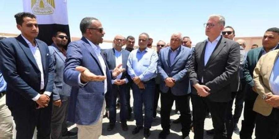 وزير البترول يفتتح محطة الغاز الرئيسية التابعة لشركة طاقة غاز - المغذية لمدينة الخارجة بالوادي الجديد