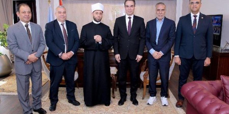وزير الأوقاف: آفاق رحبة للتعاون مع الهيئة الوطنية للإعلام
