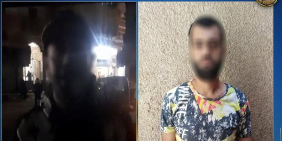 ضبط عامل لوّح بسلاح أبيض واعتدى بالسب على مواطن داخل سيارة أجرة ببنها