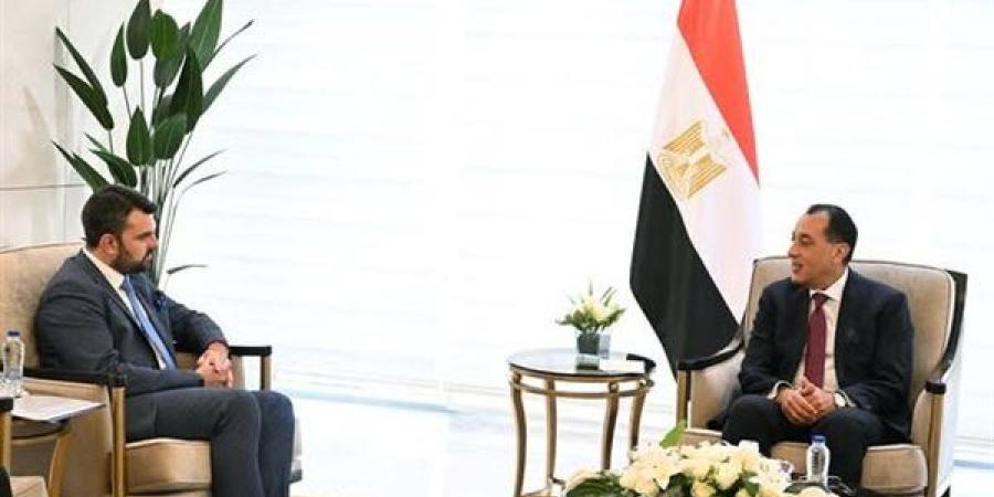 خطوة جريئة ممكن تنهي أزمة الدولار في أسرع وقت.. مصر هتعمل ايه مع بلغاريا؟