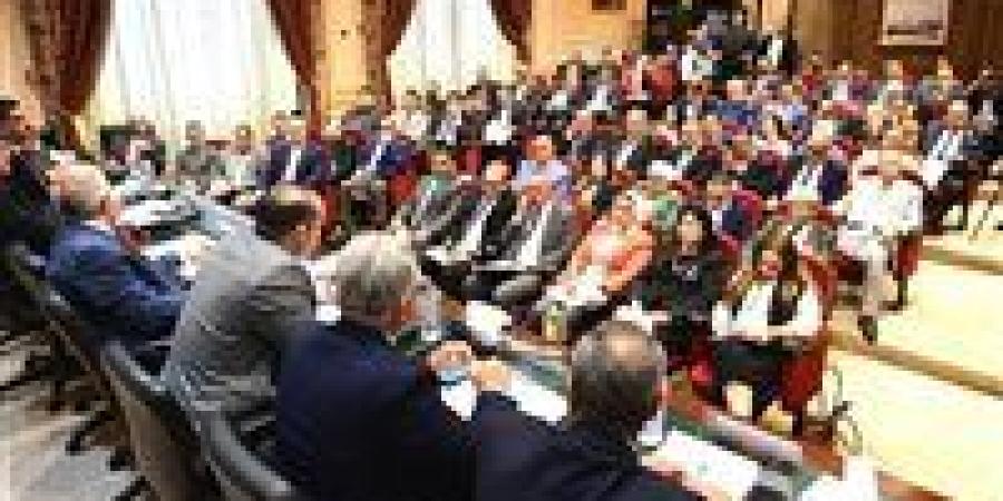 الوزير محمود فوزي يرد على حقيقة وجود توجيهات عليا لإخلاء شقق الإيجار القديم بعد ٥ سنوات