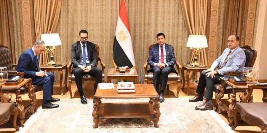 وزير الرياضة يلتقي رئيس اتحاد الجودو لبحث سبل دعم اللعبة والاستعداد للأولمبياد