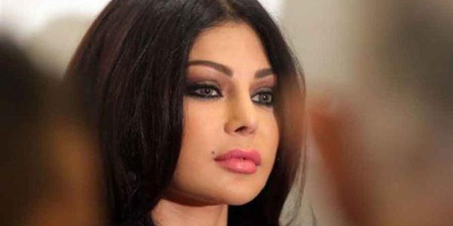 «منعها من الغناء بمصر».. تأجيل دعوى هيفاء وهبي ضد نقابة المهن الموسيقية