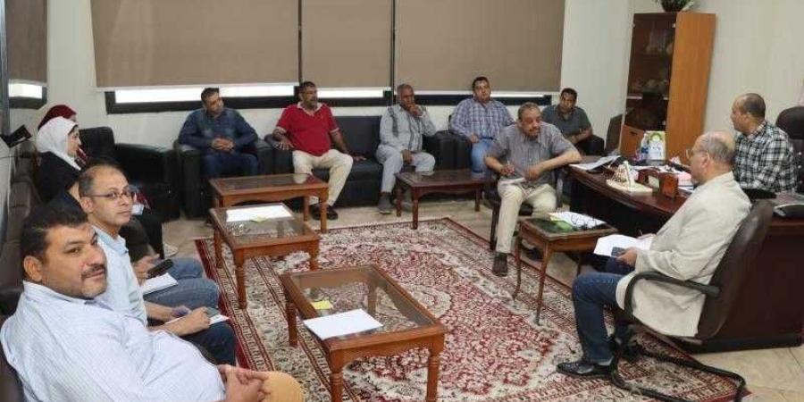 السكرتير العام المساعد لمحافظة بني سويف يعقد ...