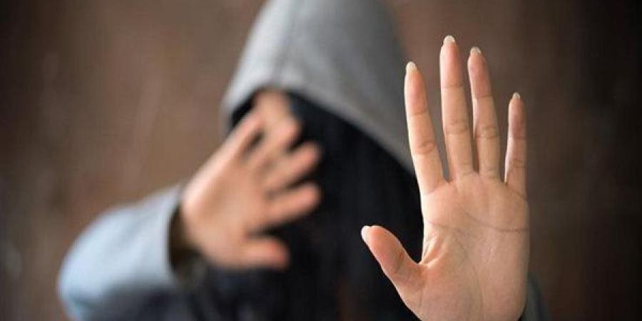 الحبس مع الشغل لسائق توك توك تحرش بفتاة في مصر القديمة