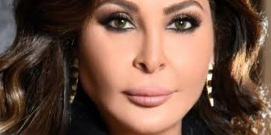 صور قديمة.. إليسا ترد على جدل تغيير ملامحها