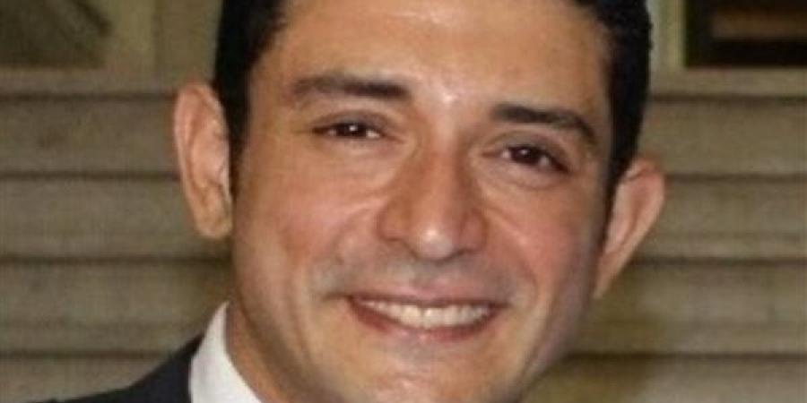 لحظة وصول جثمان حفيد نوال الدجوى وأسرته لمشرحة زينهم