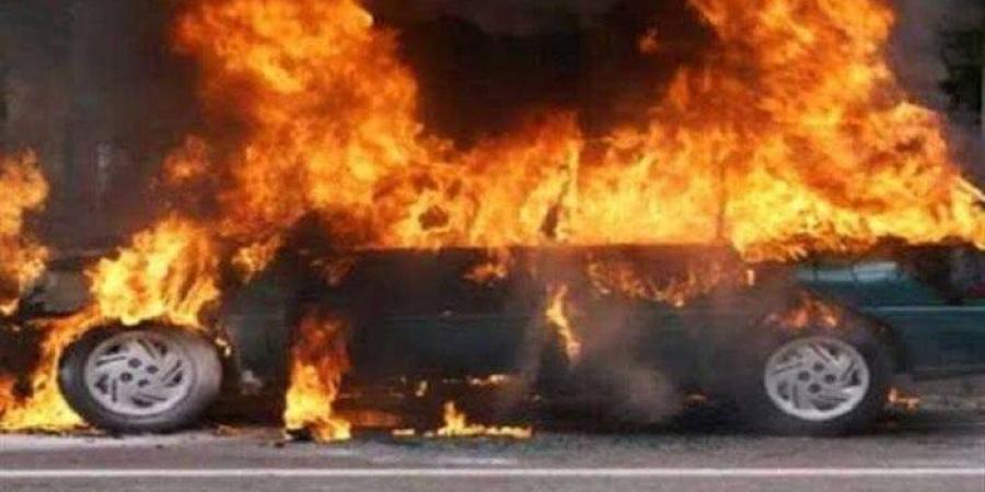 اشتعال سيارتين ملاكي إثر حادث تصادم بطريق بنها الإقليمي