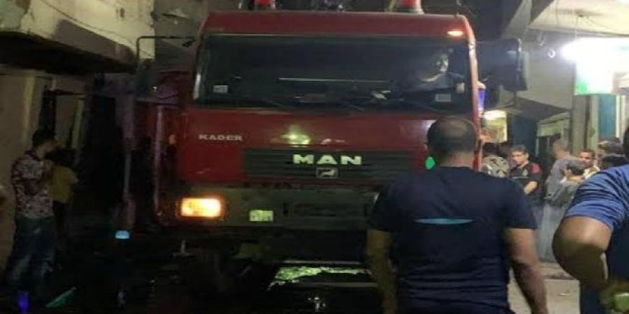ماس كهربائي.. السيطرة على حريق بورشة نجارة في الفيوم