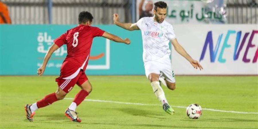 ميدو جابر يفوز بجائزة لاعب مباراة المصري وحرس الحدود