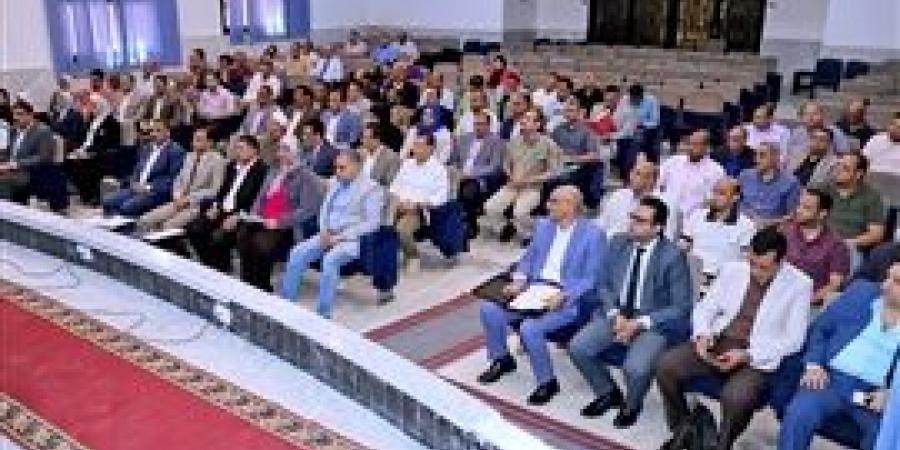 "سراج" يبحث استعدادات المحافظة لاستقبال عيد الأضحى المبارك