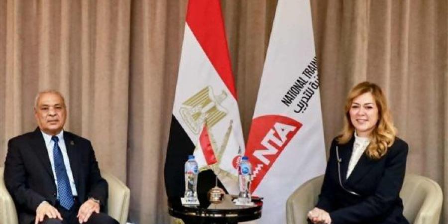 رئيس هيئة النيابة الإدارية يلتقي المدير التنفيذي للأكاديمية الوطنية للتدريب