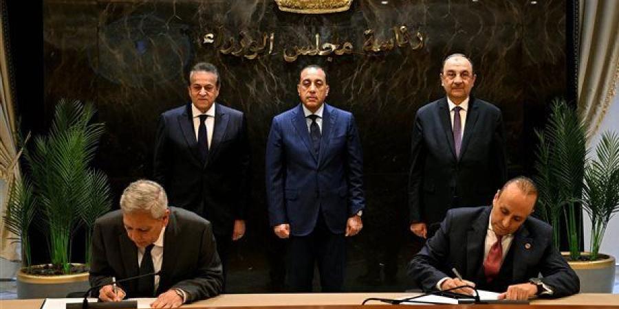 اتفاق تاريخي لتأسيس شركة مصرية أمريكية لتصنيع وتصدير الأدوية عالميًا