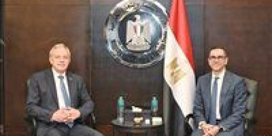 "الخطيب": مصر تتطلع إلى زيادة حجم التبادل التجاري والاستثماري مع بيلاروسيا