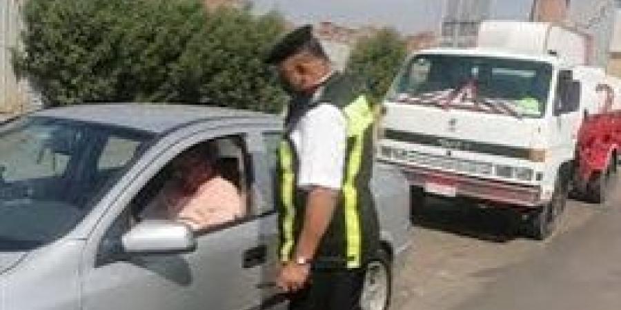 ضبط 53 الف مخالفه مروريه متنوعه خلال حملات علي الطرق والمحاور