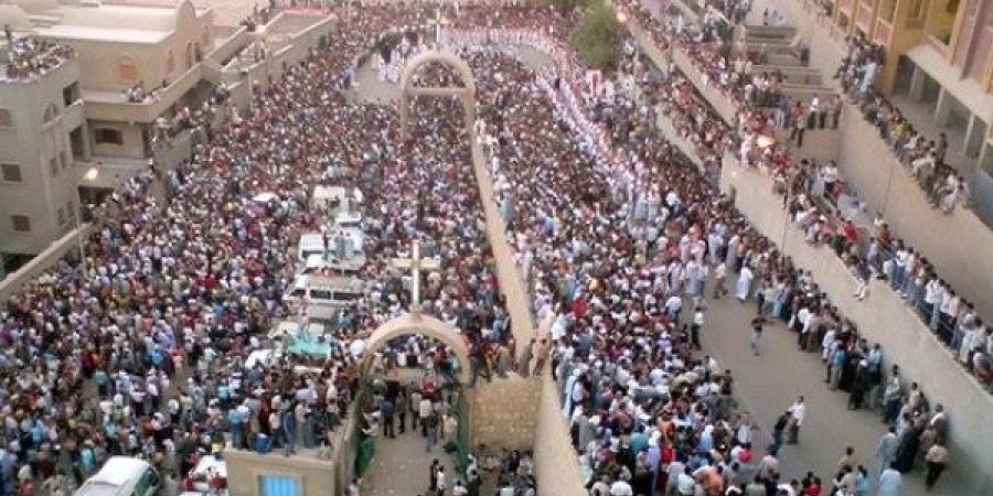 أكبر الاحتفالات السنوية.. المصريون يحتفلون بمولد «العذراء» بجبل الطير|شاهد