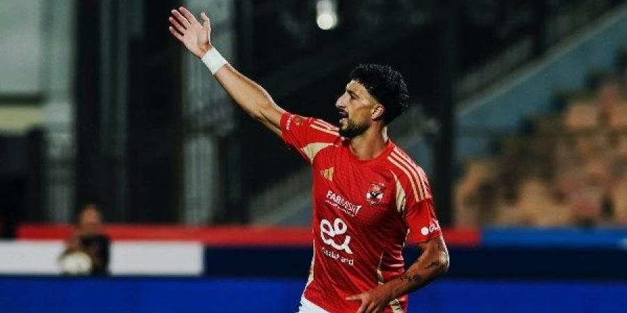 وسام أبو علي رجل مباراة الأهلي وفاركو