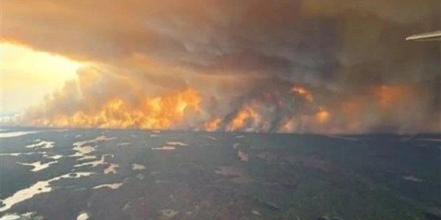 حالة طوارئ وإجلاء 17 ألف شخص.. حرائق غابات غير مسبوقة تجتاح مانيتوبا الكندية