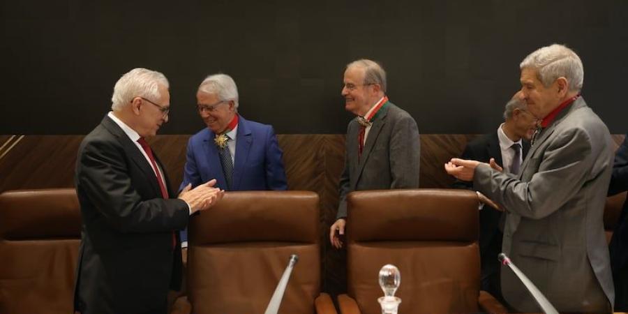 خمسة أعضاء جدد يلقون "دروس التنصيب" بأكاديمية المملكة المغربية