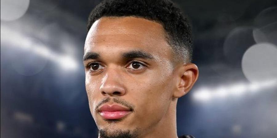 مدريد يخطف نجم ليفربول.. أرنولد باللون الأبيض