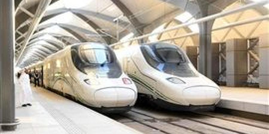 قطار الحرمين السريع .. رحلة كل ساعة من مطار الملك عبدالعزيز إلى مكة المكرمة لنقل ضيوف الرحمن